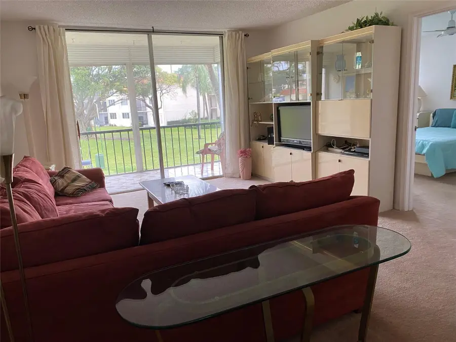 811 S Hollybrook Drive #203, Pembroke Pines, FL 33025 - #2