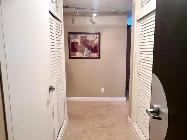 3300 NE 36th Street #518, Fort Lauderdale, FL 33308