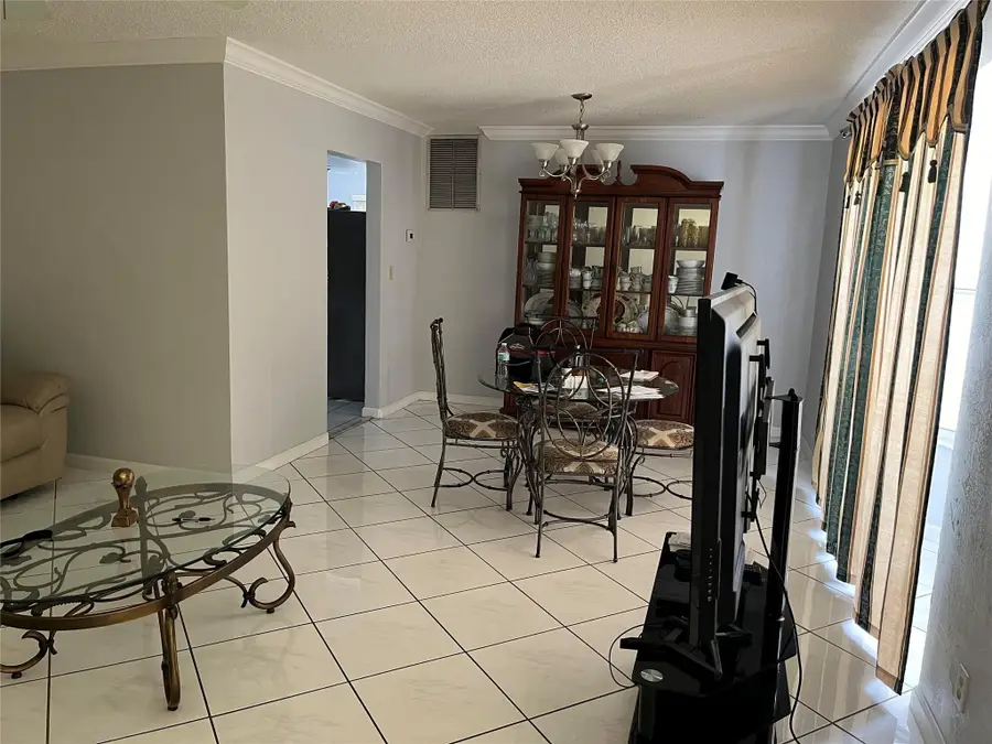 3420 NW 39th Street, Lauderdale Lakes, FL 33309 - #2