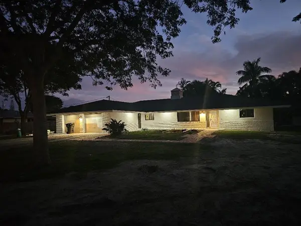 7676 Overlook Drive, Lake Worth, FL 33467