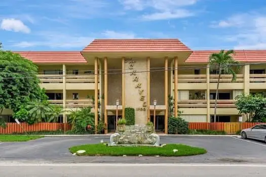 1700 SE 15th Street #206, Fort Lauderdale, FL 33316