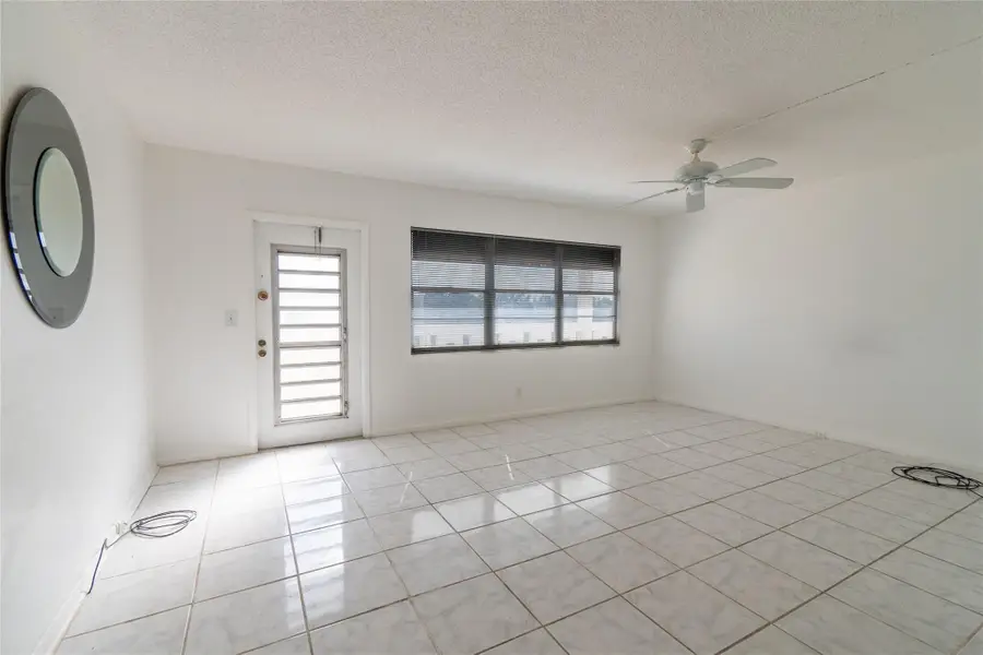 4035 Cambridge B #4035, Deerfield Beach, FL 33442 - #3