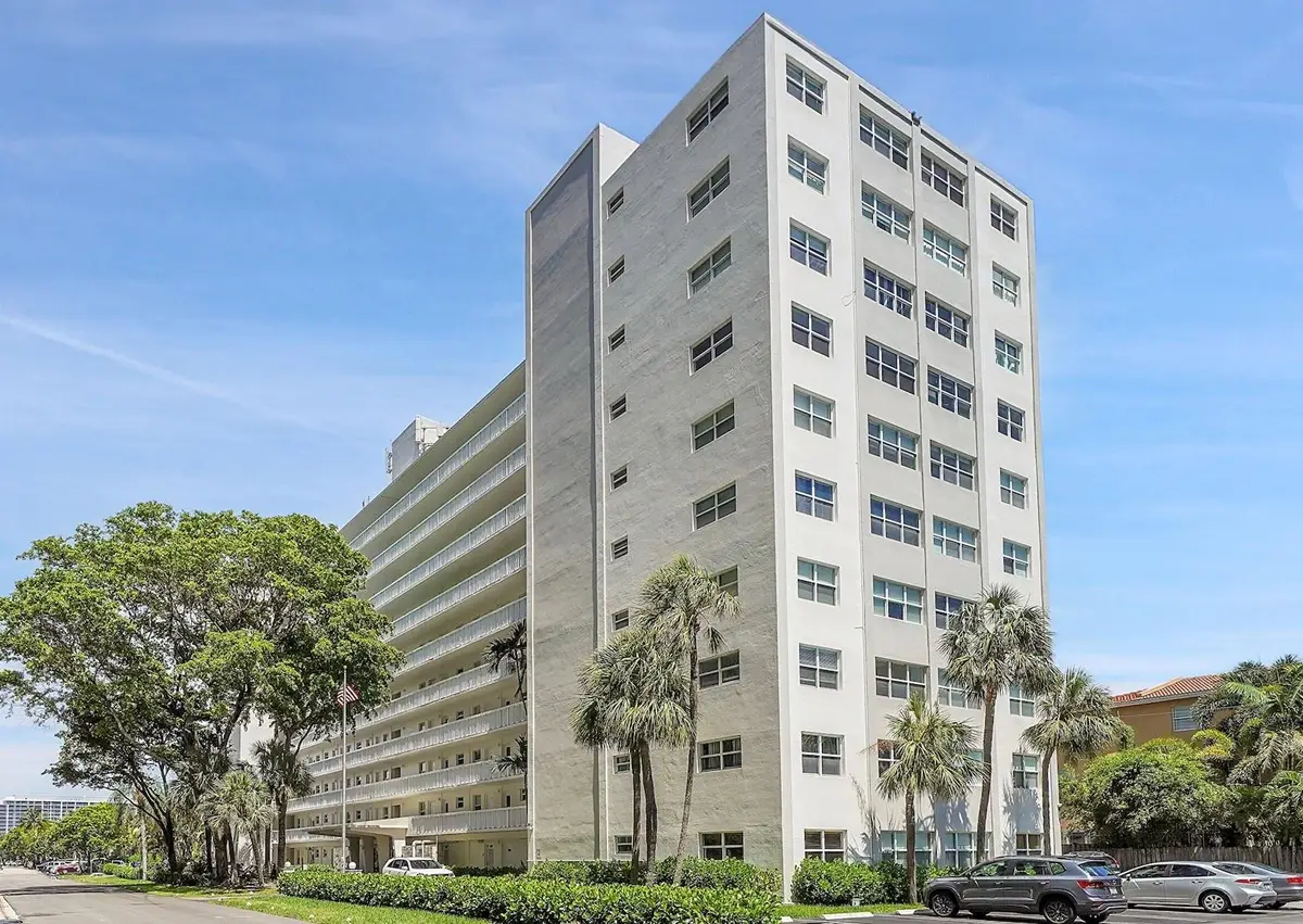 2555 NE 11th Street #806, Fort Lauderdale, FL 33304 - #1