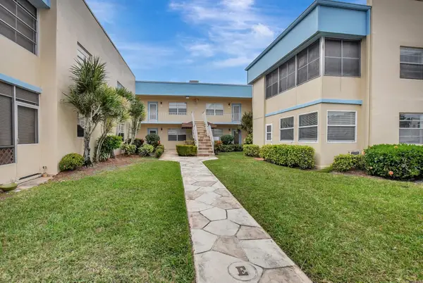 204 Burgundy E #204, Delray Beach, FL 33484