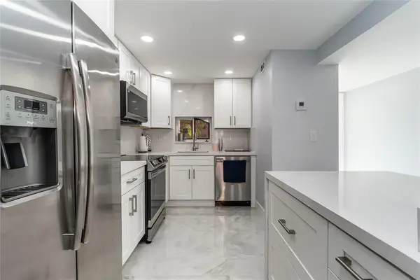 9523 S Hollybrook Lake Drive #102, Pembroke Pines, FL 33025