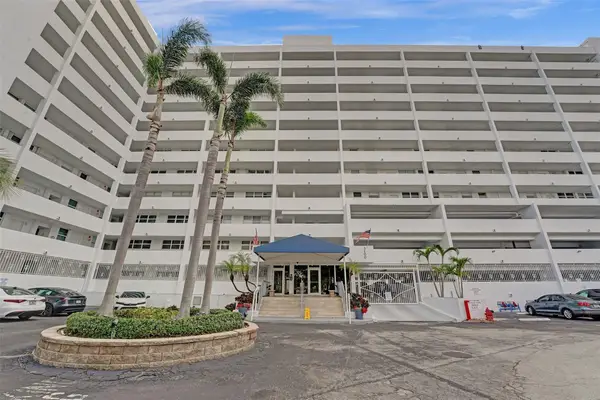 3100 NE 49 Street #702, Fort Lauderdale, FL 33308