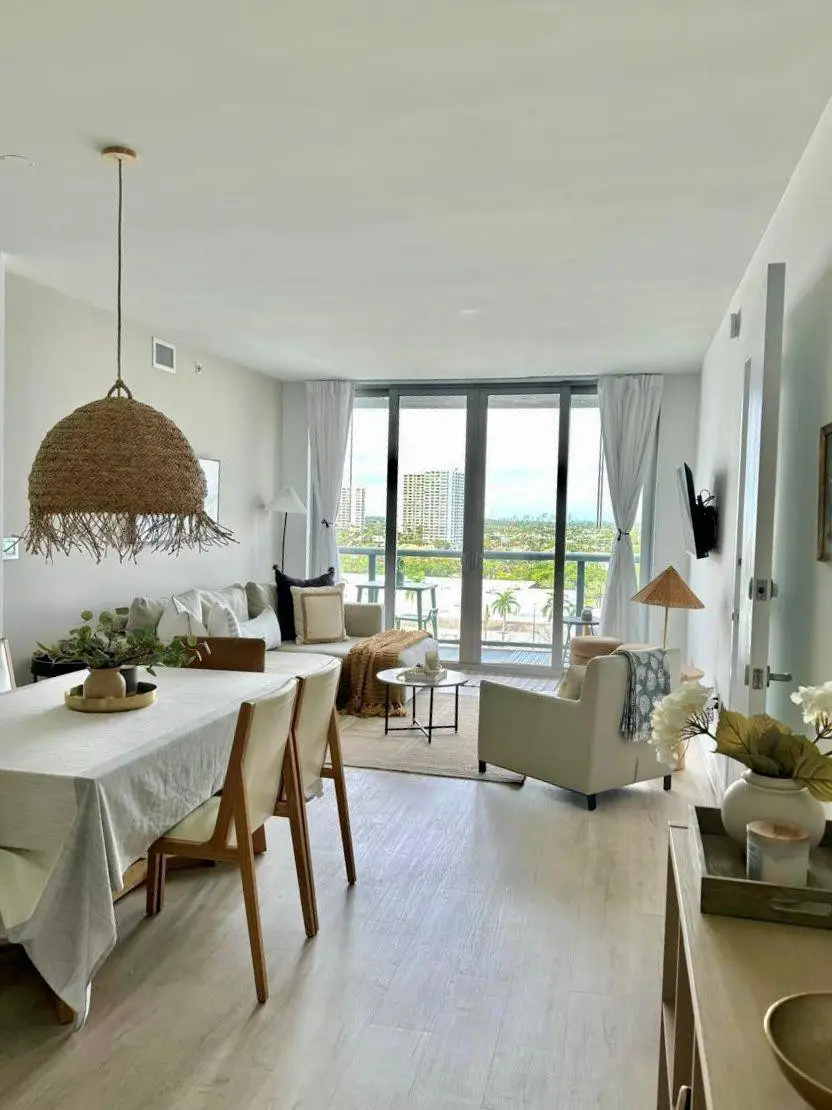 2602 E Hallandale Beach Boulevard #R1010, Hallandale Beach, FL 33009 - #1