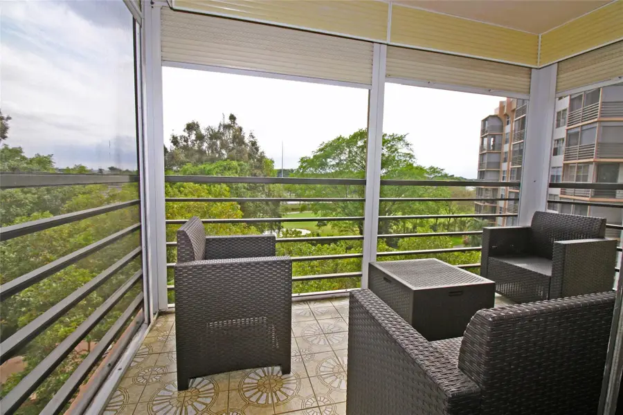 1100 Saint Charles Place #521, Pembroke Pines, FL 33026 - #2