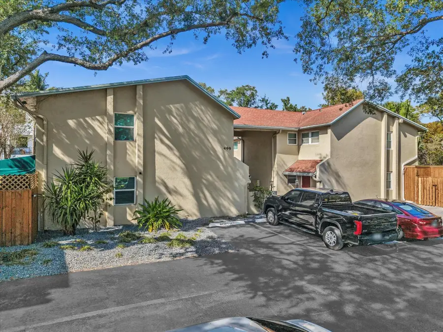 499 SE 13th Street #8e, Fort Lauderdale, FL 33316 - #3