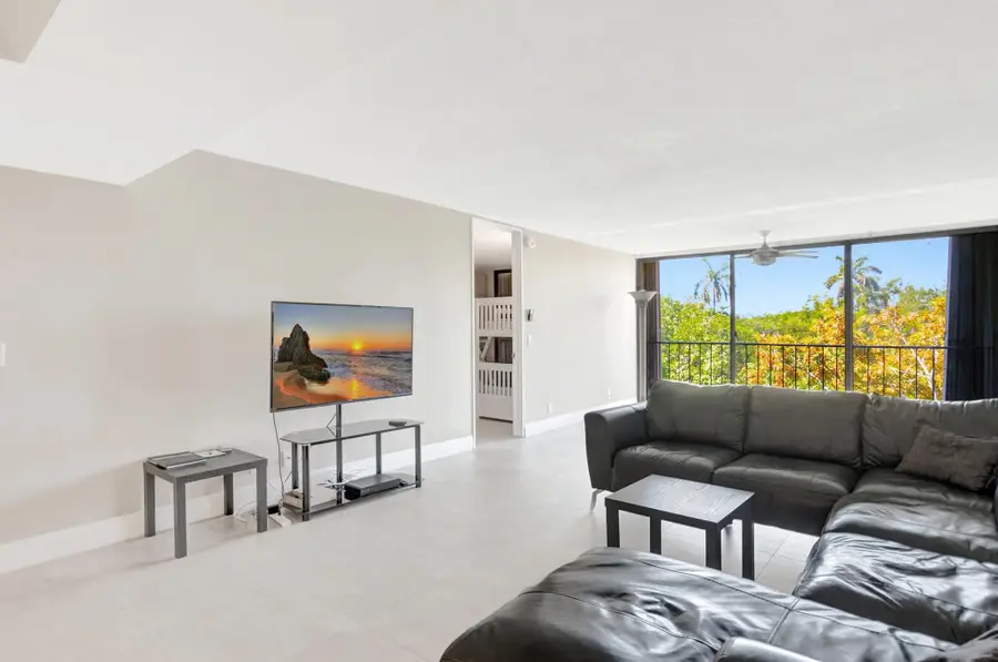 501 SW 11th Place #403, Boca Raton, FL 33432 - #3