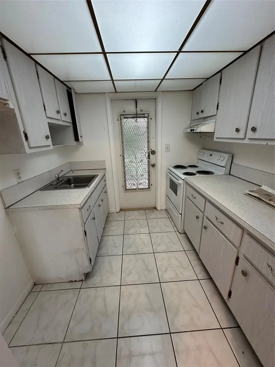 348 S Federal Highway #2, Dania Beach, FL 33004 - #3