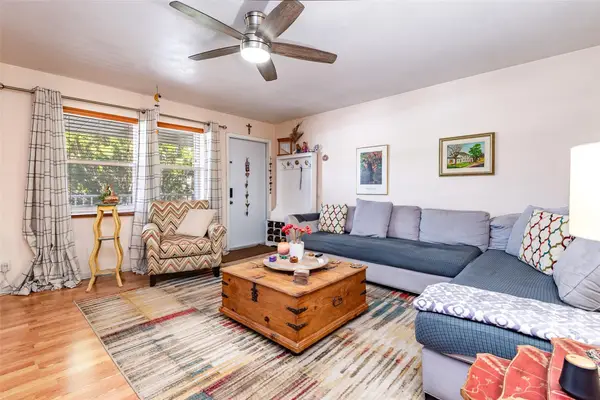 810 Lake Shore Drive #25, West Palm Beach, FL 33403