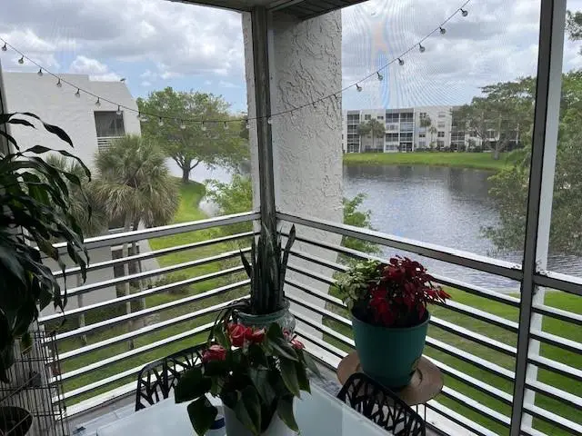 9330 Lagoon Place #406, Davie, FL 33324 - #1