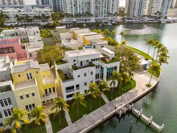 6001 Laguna Path, Miami Beach, FL 33141