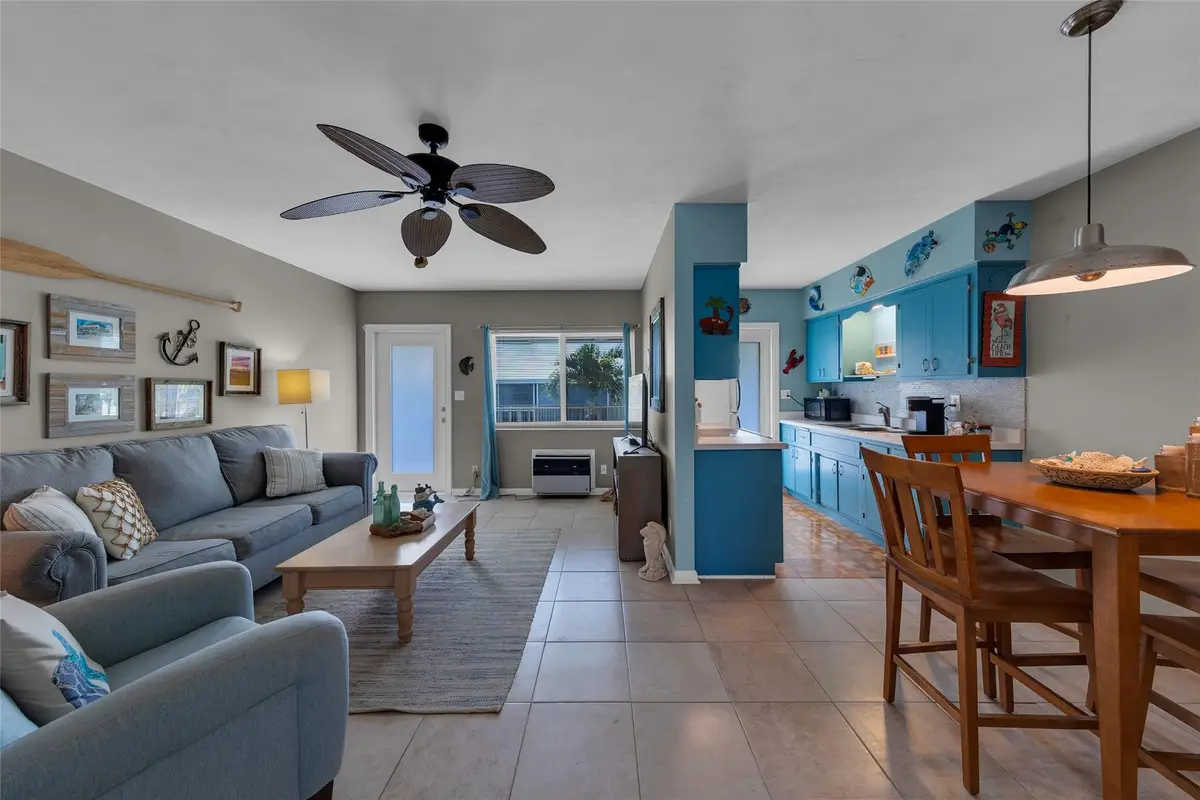 11 SW 4th Avenue #11, Boca Raton, FL 33432 - #1