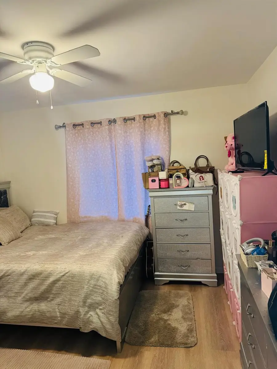 958 W 4th Street, Riviera Beach, FL 33404 - #2