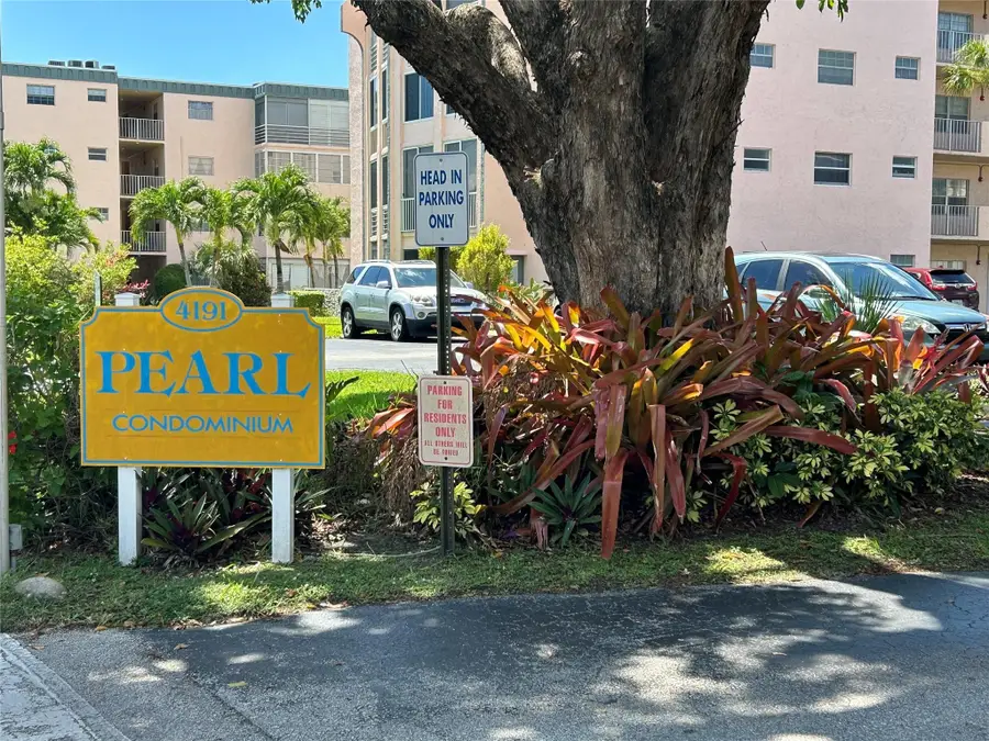 4191 NW 41st Street #312, Lauderdale Lakes, FL 33319 - #2