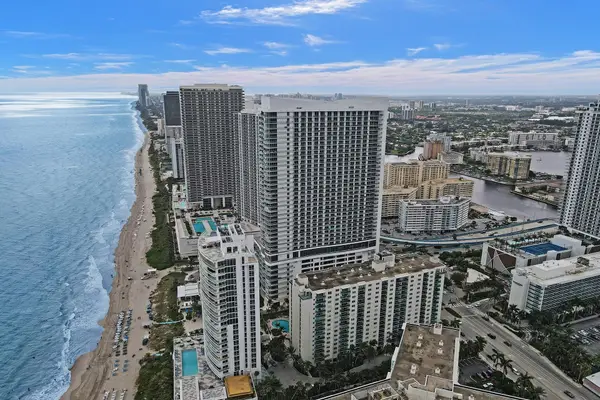 4001 S Ocean Drive #5k, Hollywood, FL 33019