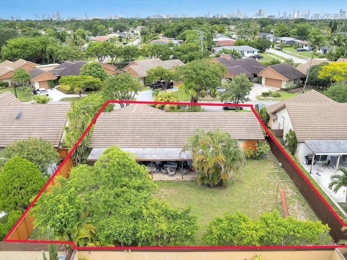 20100 NE 10th Place Way, Miami, FL 33179 - #1