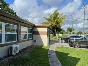 5201 SW 28th Terrace, Dania Beach, FL 33312 - #1