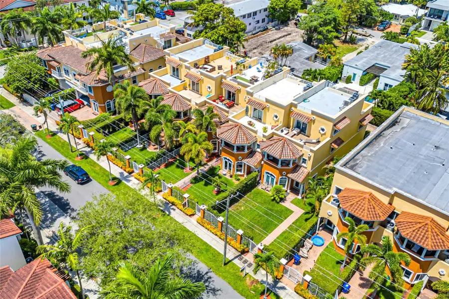 913 NE 17th Way, Fort Lauderdale, FL 33304 - #2