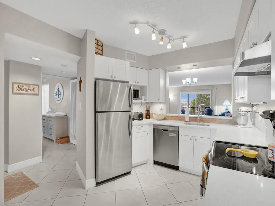 2208 S Cypress Bend Drive #401, Pompano Beach, FL 33069 - #3
