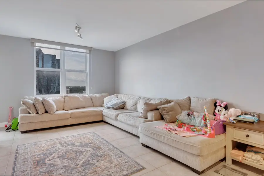 511 SE 5th Avenue #912, Fort Lauderdale, FL 33301 - #3