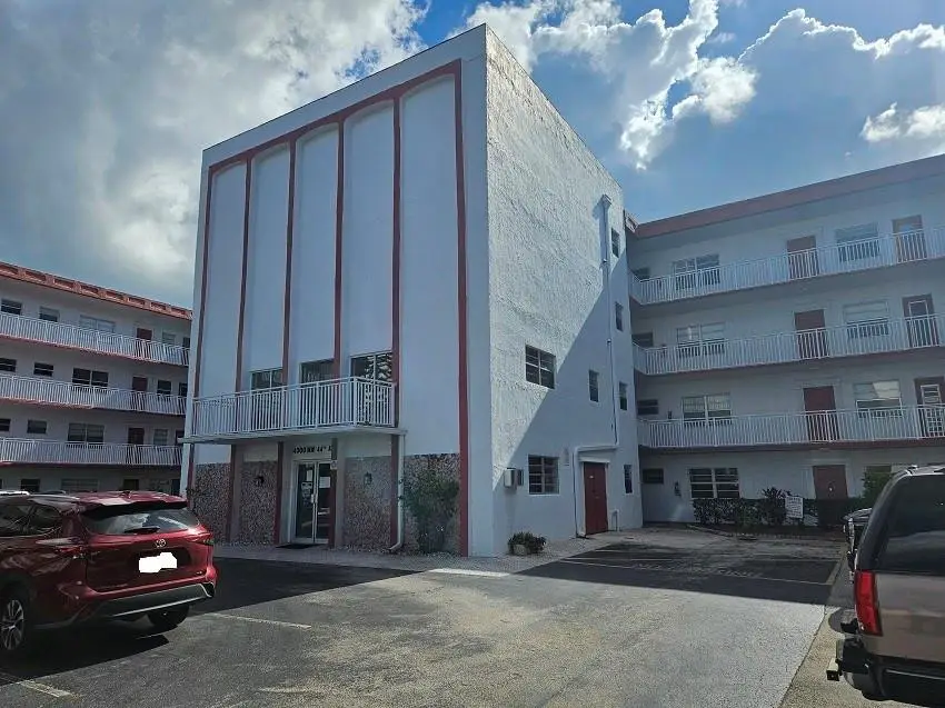 4000 NW 44 Avenue #210, Lauderdale Lakes, FL 33319 - #2