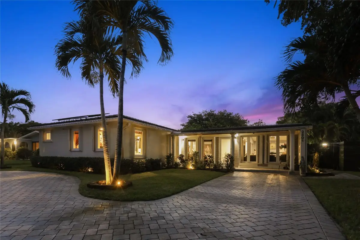 2501 NW 8th Avenue, Wilton Manors, FL 33311 - #1