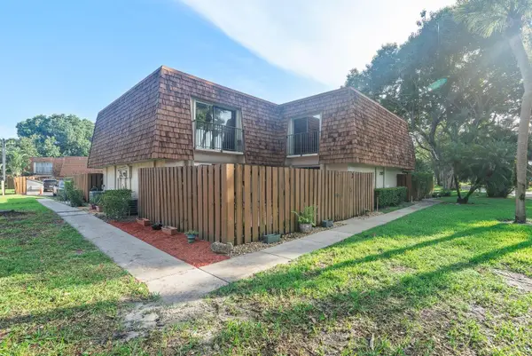 2171 SW 90th Avenue #C-8, Davie, FL 33324