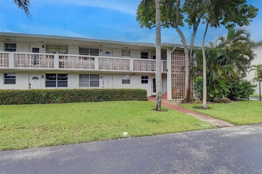 30 SE 13th Street #B2, Boca Raton, FL 33432 - #2