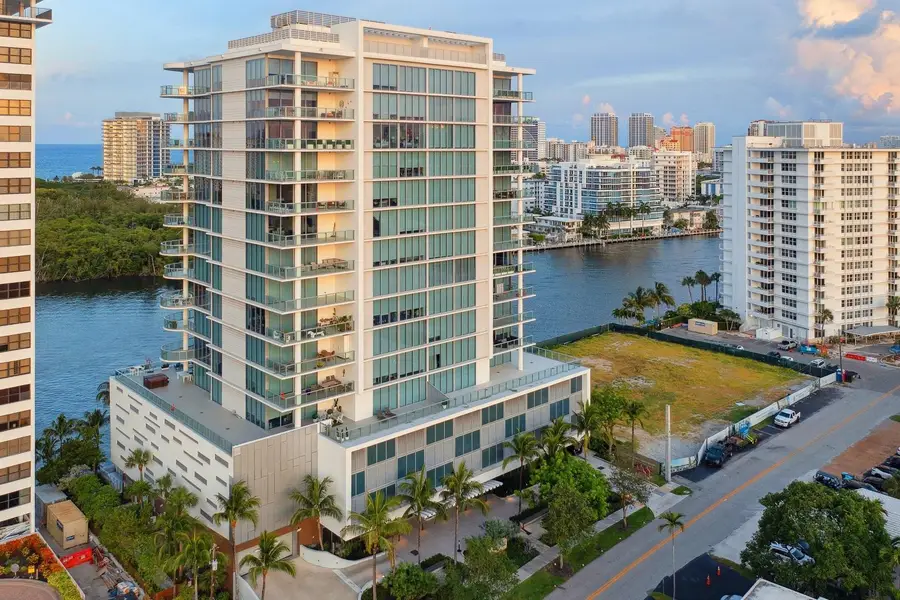 920 Intracoastal Drive #801, Fort Lauderdale, FL 33304 - #3
