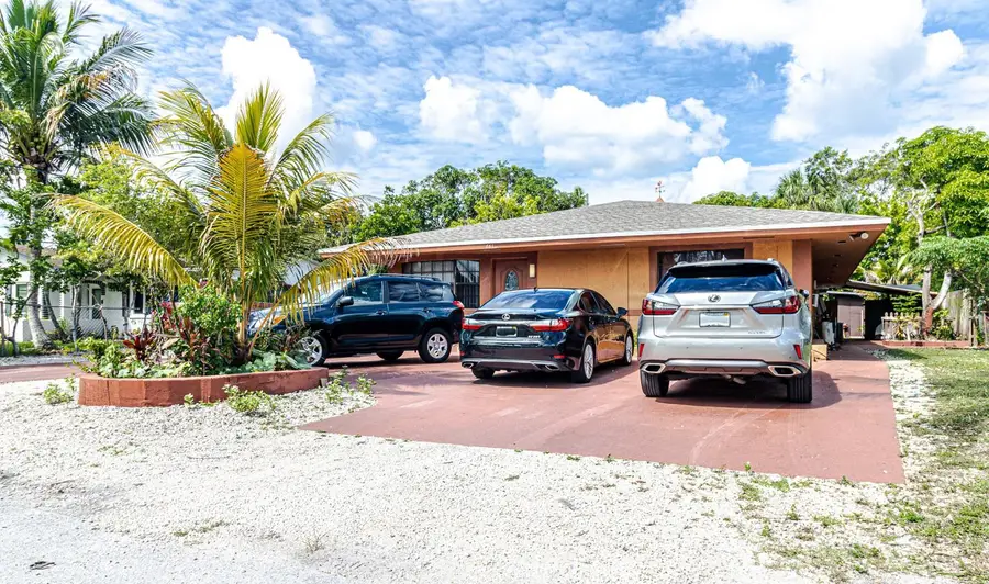 661 SW 28th Way, Fort Lauderdale, FL 33312 - #2