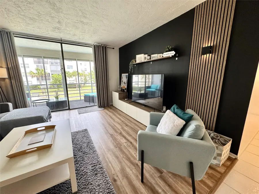 2811 Somerset Drive #206, Lauderdale Lakes, FL 33311 - #3