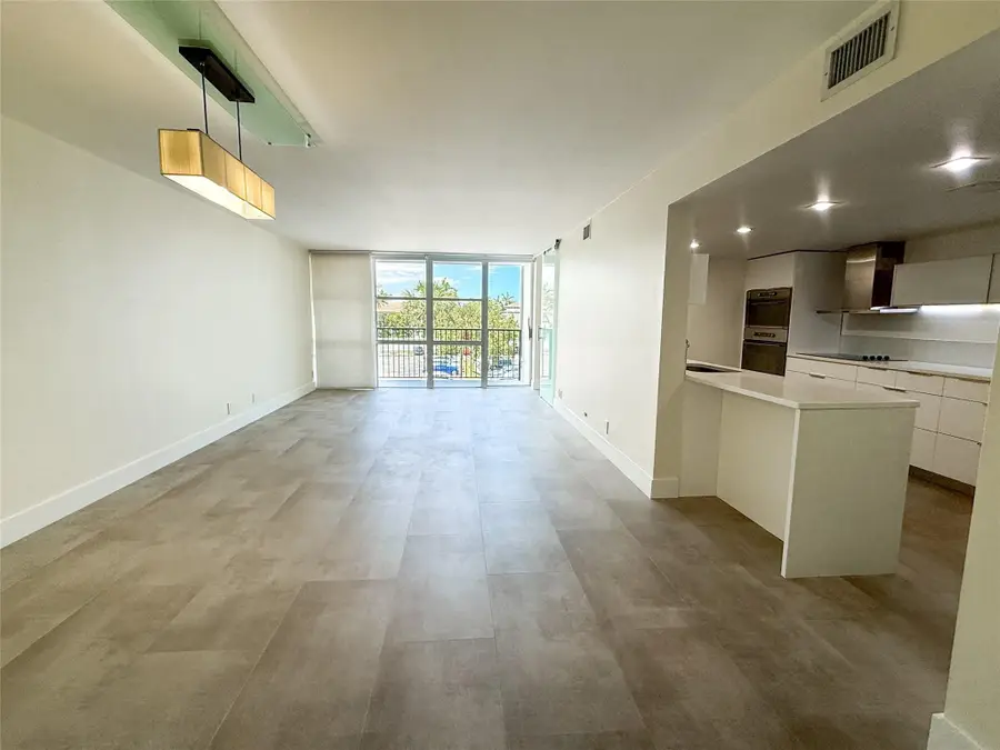 1000 Parkview Drive #319, Hallandale Beach, FL 33009 - #2