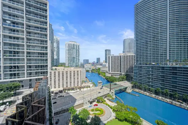 475 Brickell Avenue #1815, Miami, FL 33131