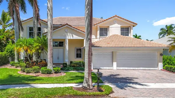 1673 Victoria Pointe Circle, Weston, FL 33327