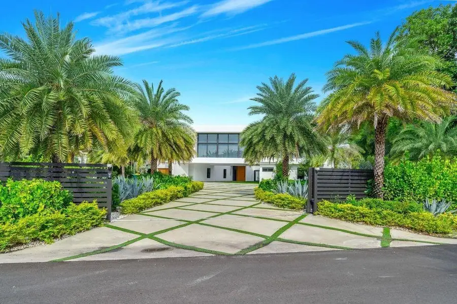 19 Gatehouse Road, Sea Ranch Lakes, FL 33308 - #3
