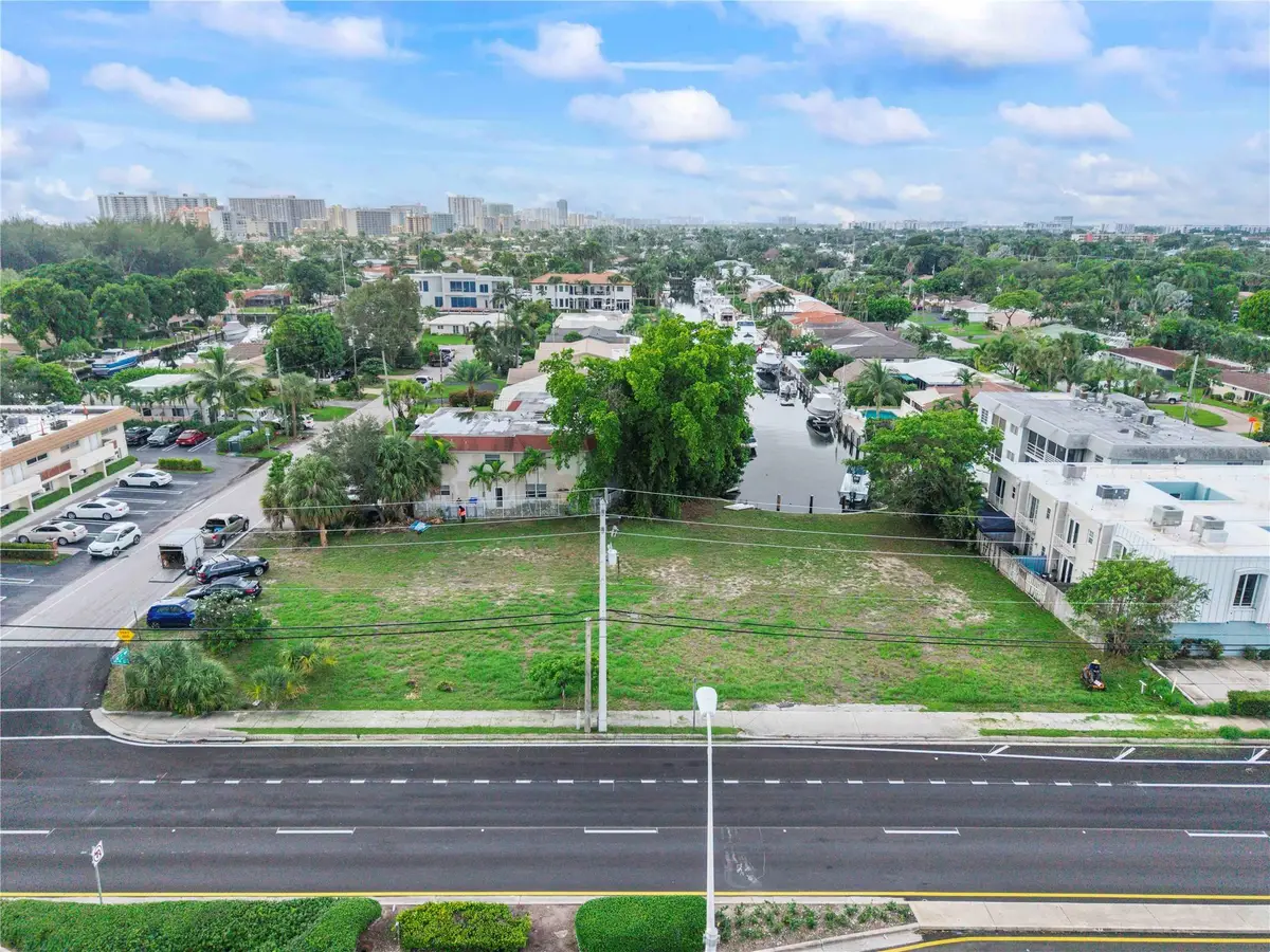 2716 NE 14th Street Causeway, Pompano Beach, FL 33062 - #1