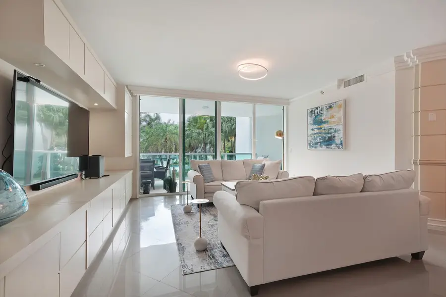 550 SE Mizner Boulevard #B209, Boca Raton, FL 33432 - #2