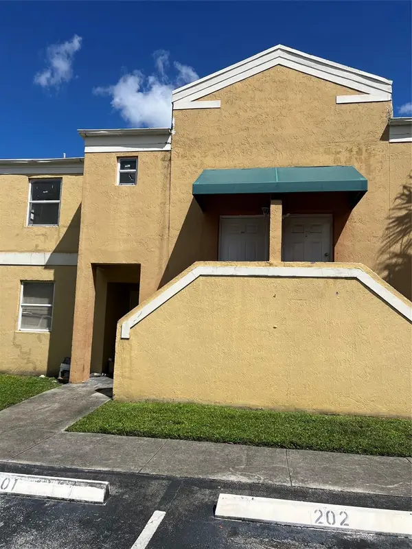 2457 NW 56th Avenue #4-201, Fort Lauderdale, FL 33313