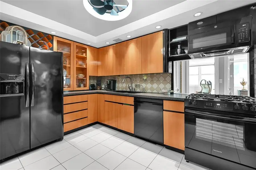2030 S Ocean Drive #2027, Hallandale Beach, FL 33009 - #2