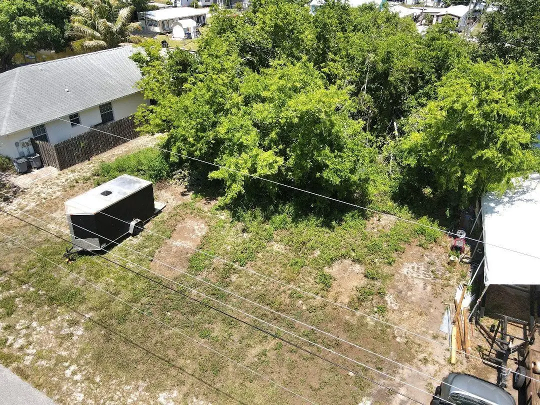 1211 9th Street, Okeechobee, FL 34974 - #1