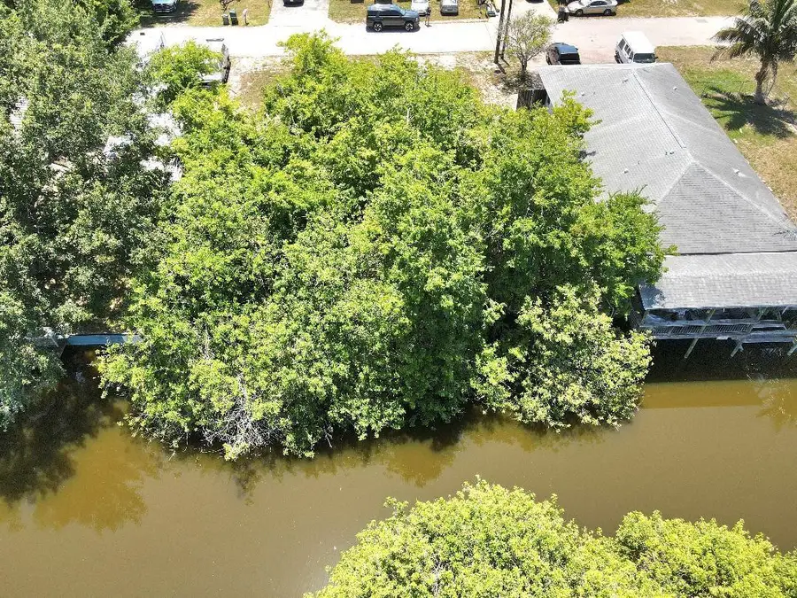 1211 9th Street, Okeechobee, FL 34974 - #3