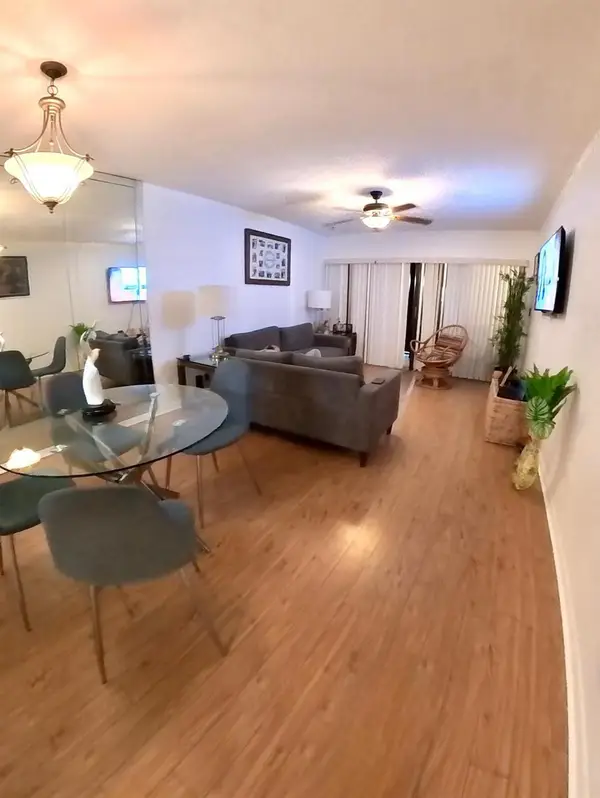2161 W Woolbright Road #m202, Boynton Beach, FL 33426