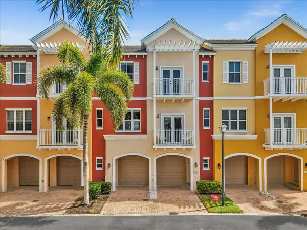 2329 Vintage Drive #2329, Lighthouse Point, FL 33064