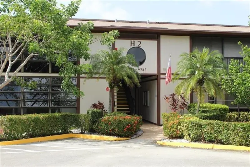 9728 S Belfort Circle #206, Tamarac, FL 33321 - #1