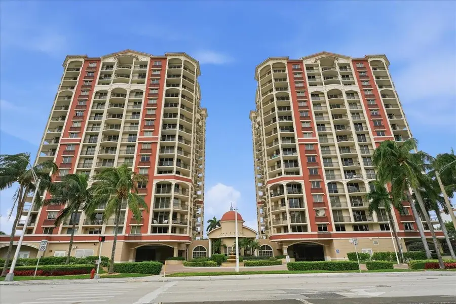 2011 N Ocean Boulevard #302, Fort Lauderdale, FL 33305 - #3