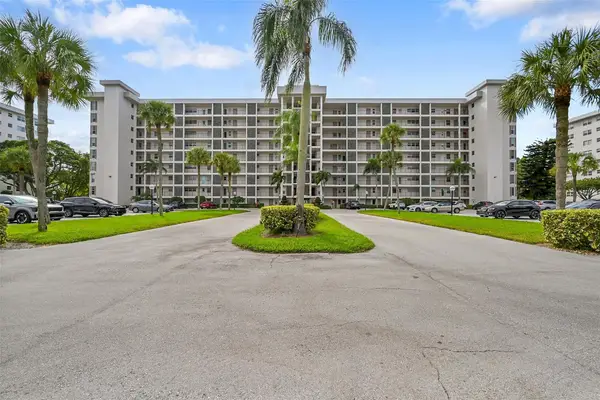 3100 N Palm Aire Drive #606, Pompano Beach, FL 33069