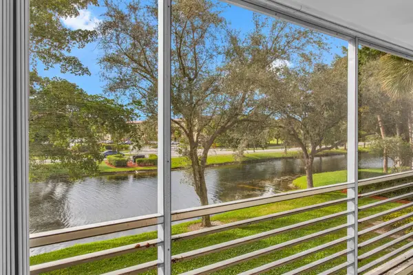 2006 Granada Drive #N2, Coconut Creek, FL 33066